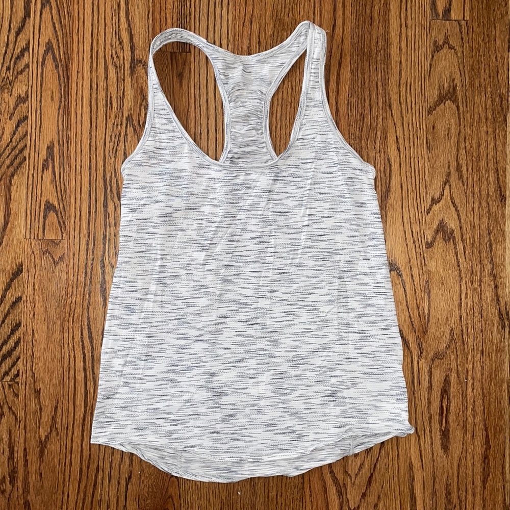 Lululemon tank